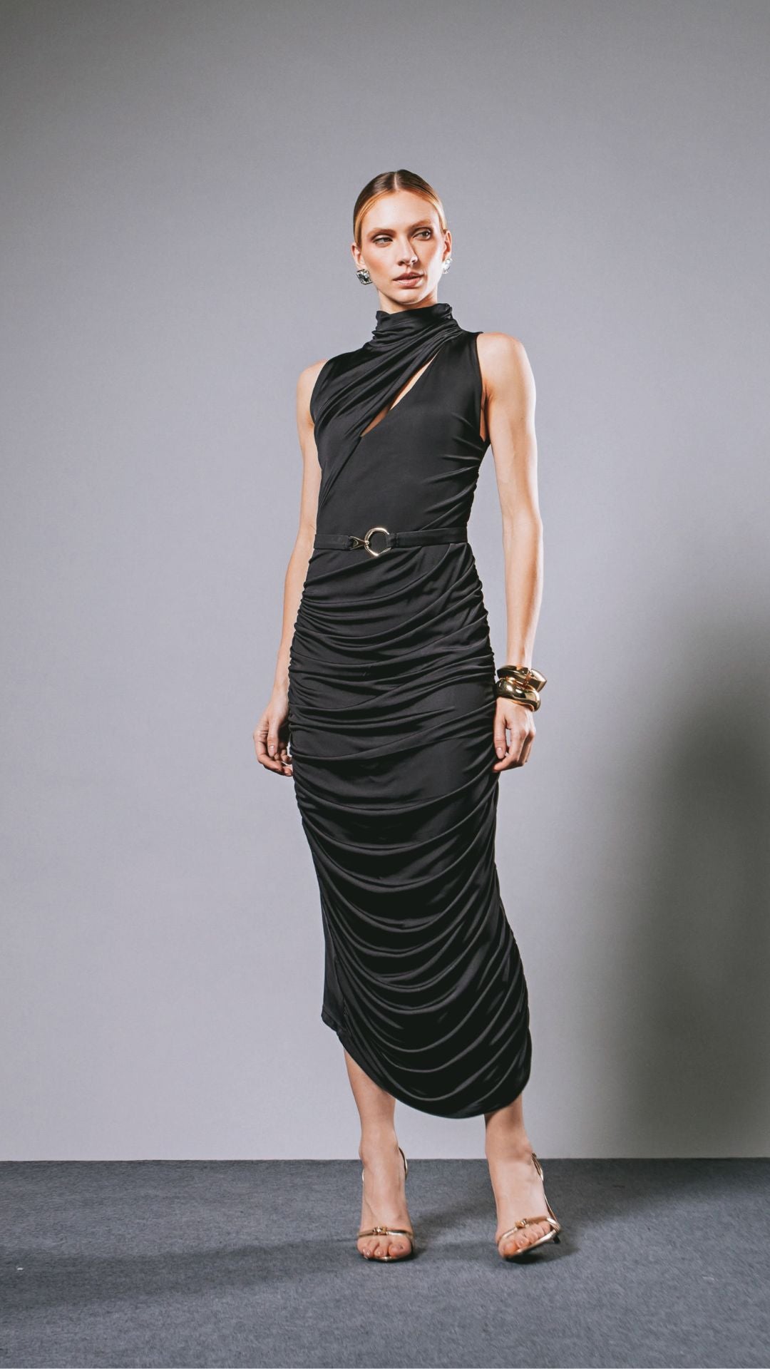 Vestido Midi Beca Preto