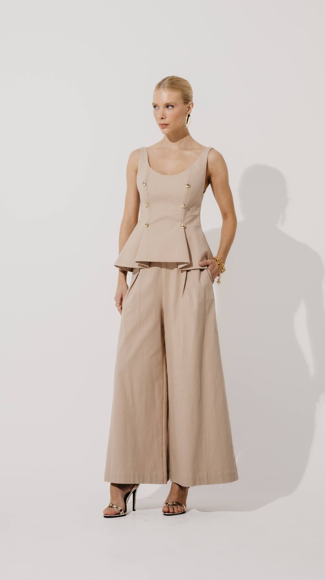 Calça Pantacourt Alyssa