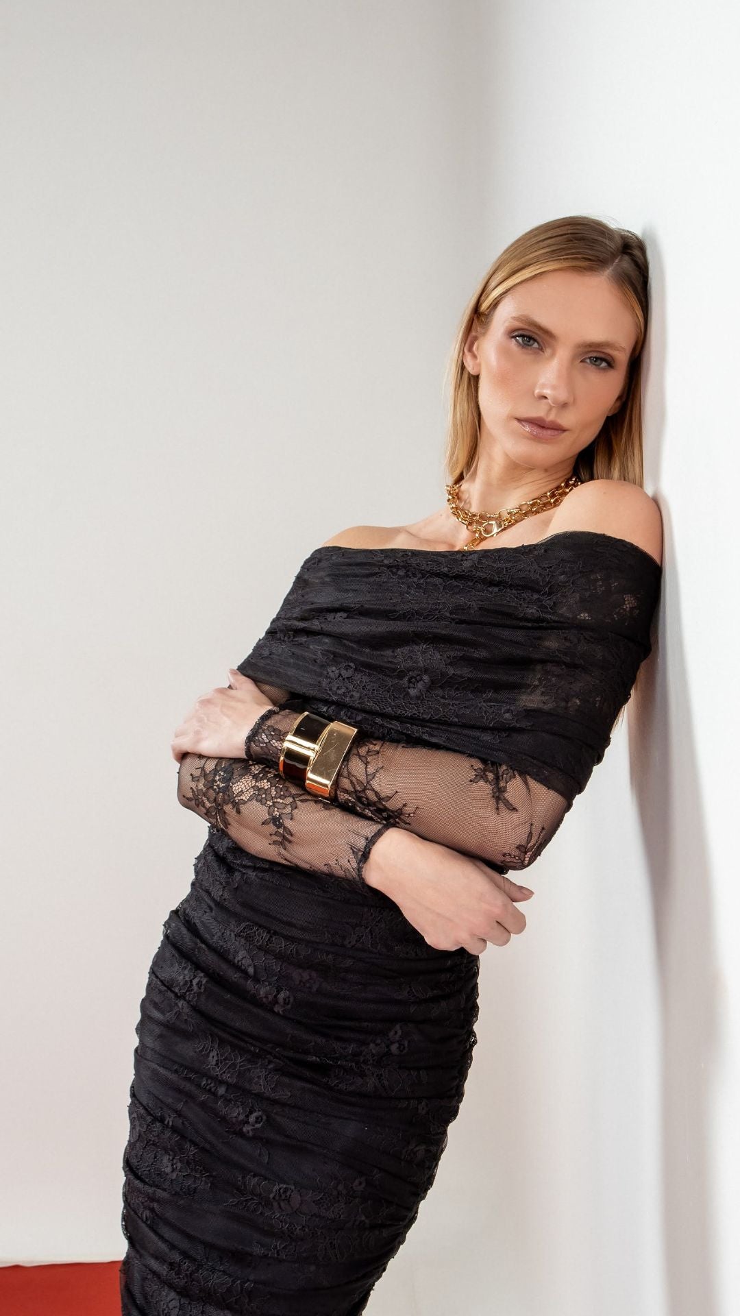 Vestido Midi Sarah Preto