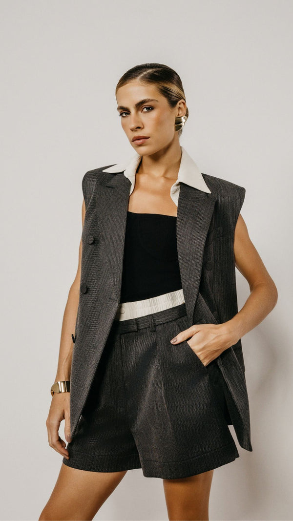 Shorts Gianni Risca de Giz